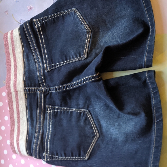 😊8, Vigoss, elastic waistband Jean shorts - Picture 4 of 5